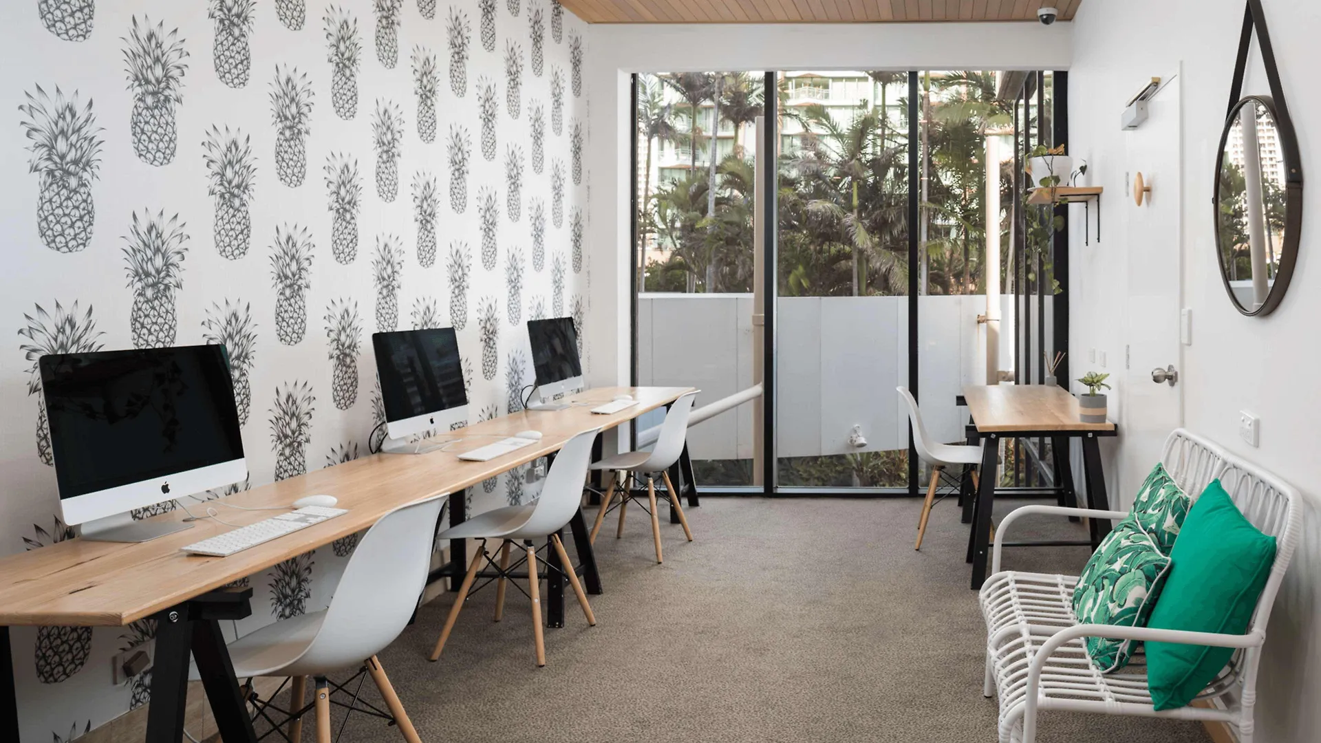 Qt Gold Coast Hotel