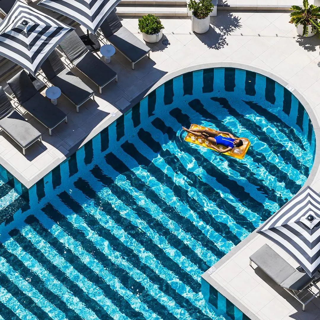 Qt Gold Coast Hotel